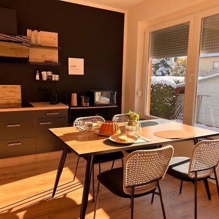 Ferienwohnung Imzaro: Erdgeschoss, 2 Schlafzimmer Plus Schlafsofa, Eigener Eingang, Grosse Terrasse Mit Garten! Spittal an der Drau Exterior photo