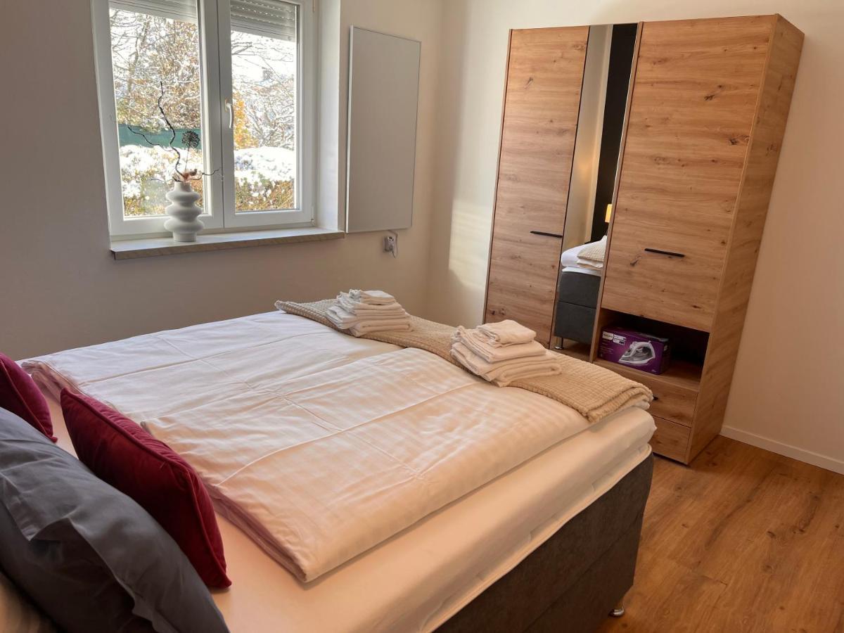 Ferienwohnung Imzaro: Erdgeschoss, 2 Schlafzimmer Plus Schlafsofa, Eigener Eingang, Grosse Terrasse Mit Garten! Spittal an der Drau Exterior photo